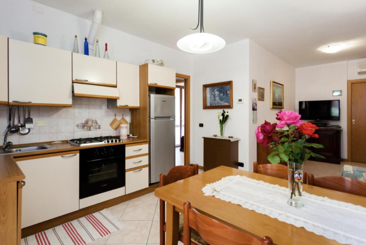 Relax In Collina Apartment Misano Adriatico Luaran gambar