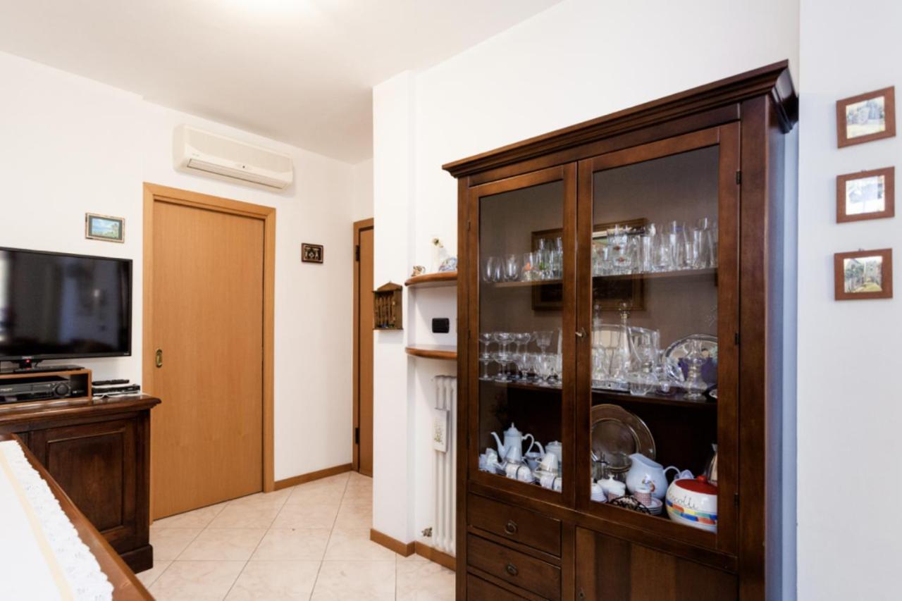 Relax In Collina Apartment Misano Adriatico Luaran gambar
