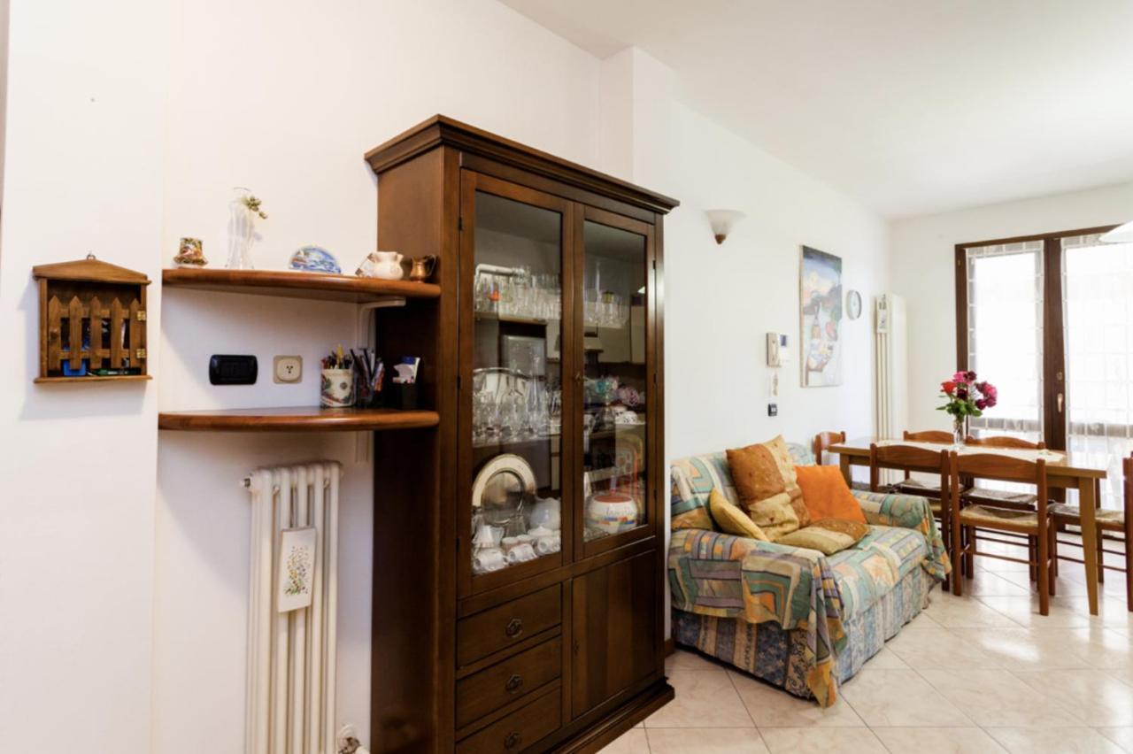 Relax In Collina Apartment Misano Adriatico Luaran gambar