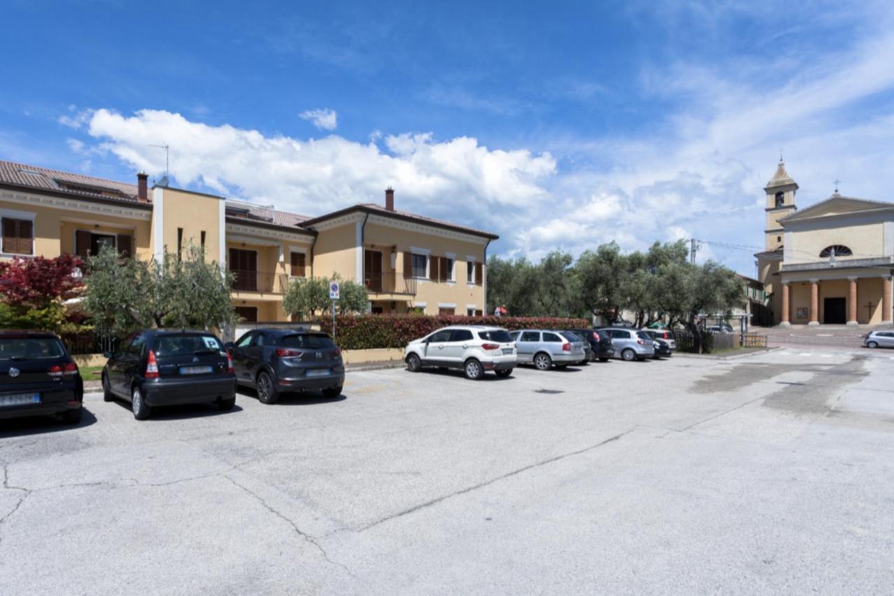 Relax In Collina Apartment Misano Adriatico Luaran gambar