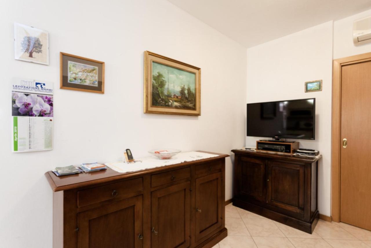 Relax In Collina Apartment Misano Adriatico Luaran gambar